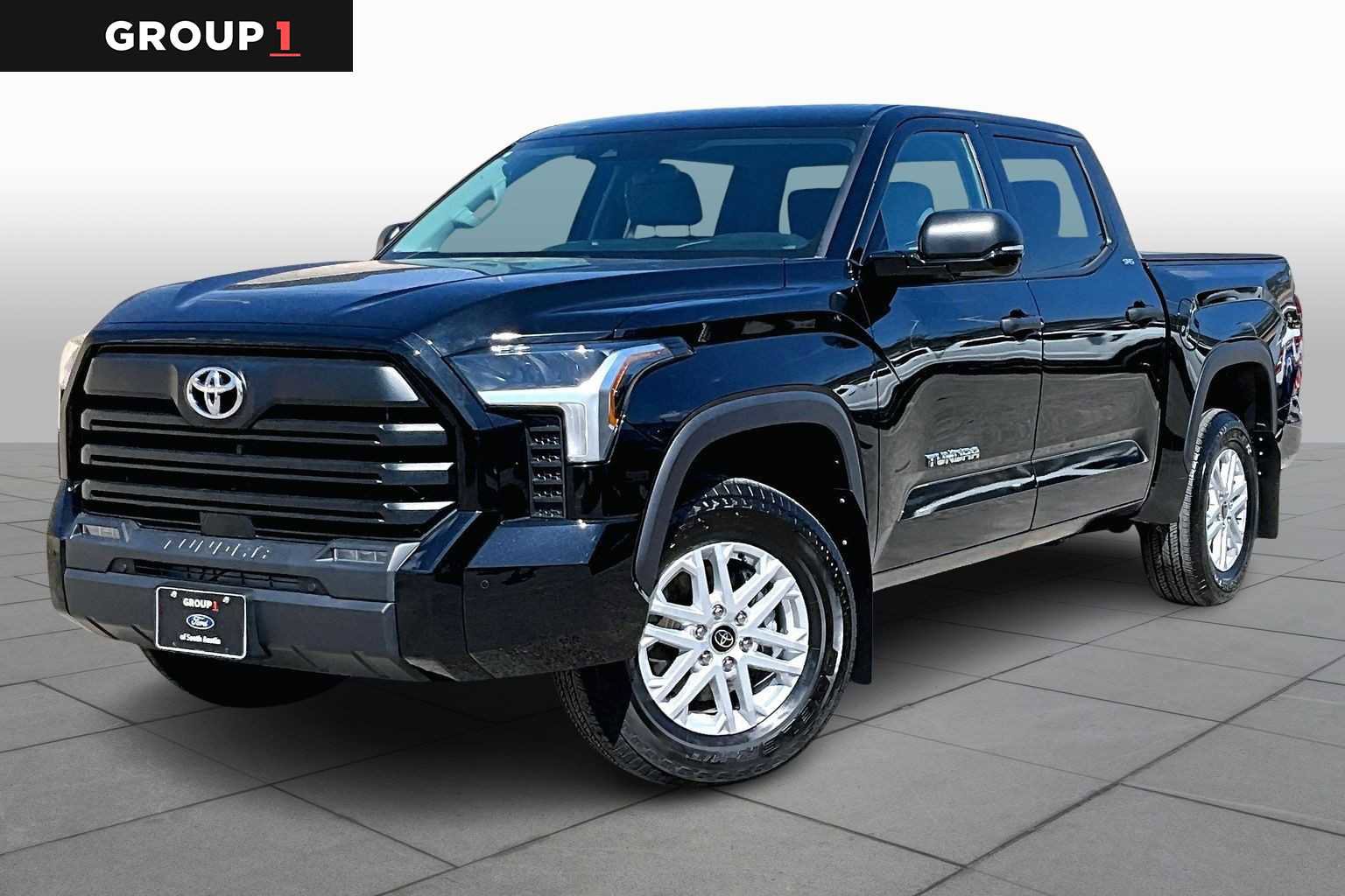 Used 2023 Toyota Tundra SR5 w/ SR5 Convenience Package