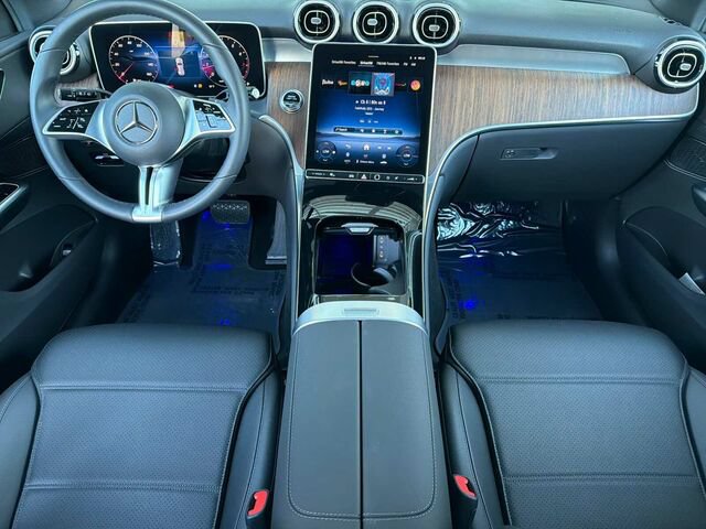 Certified 2025 Mercedes-Benz GLC 300 4MATIC image 17