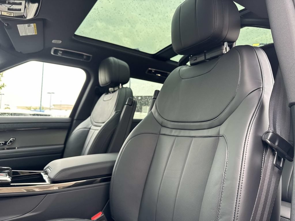 New 2026 Land Rover Range Rover Sport Dynamic SE AWD/4WD image 21