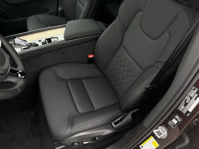 New 2026 Volvo XC60 B5 Plus w/ Protection Package Premier AWD/4WD image 19