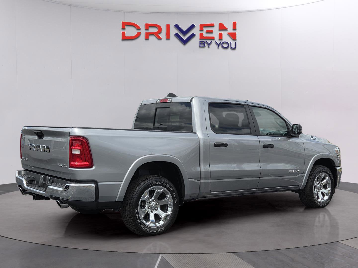 Used 2025 RAM 1500 Big Horn AWD/4WD image 5