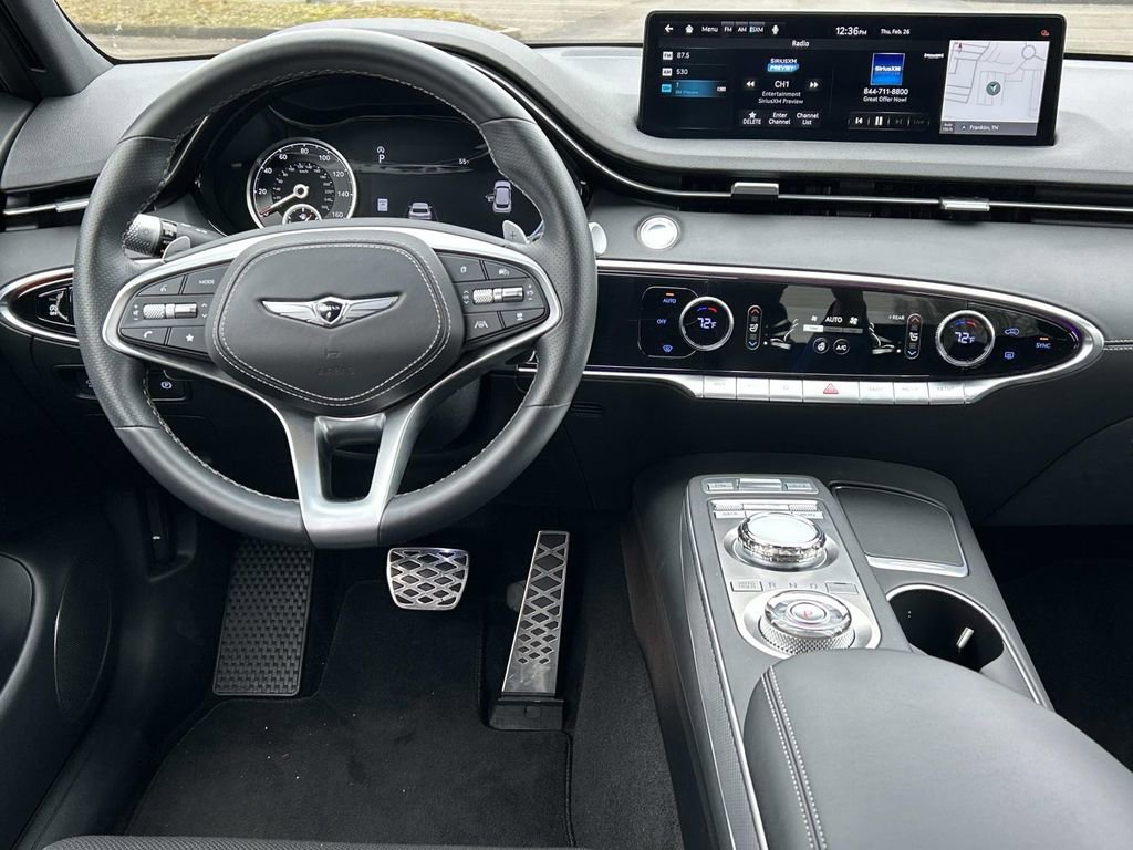 Used 2025 Genesis GV70 3.5T Sport image 27