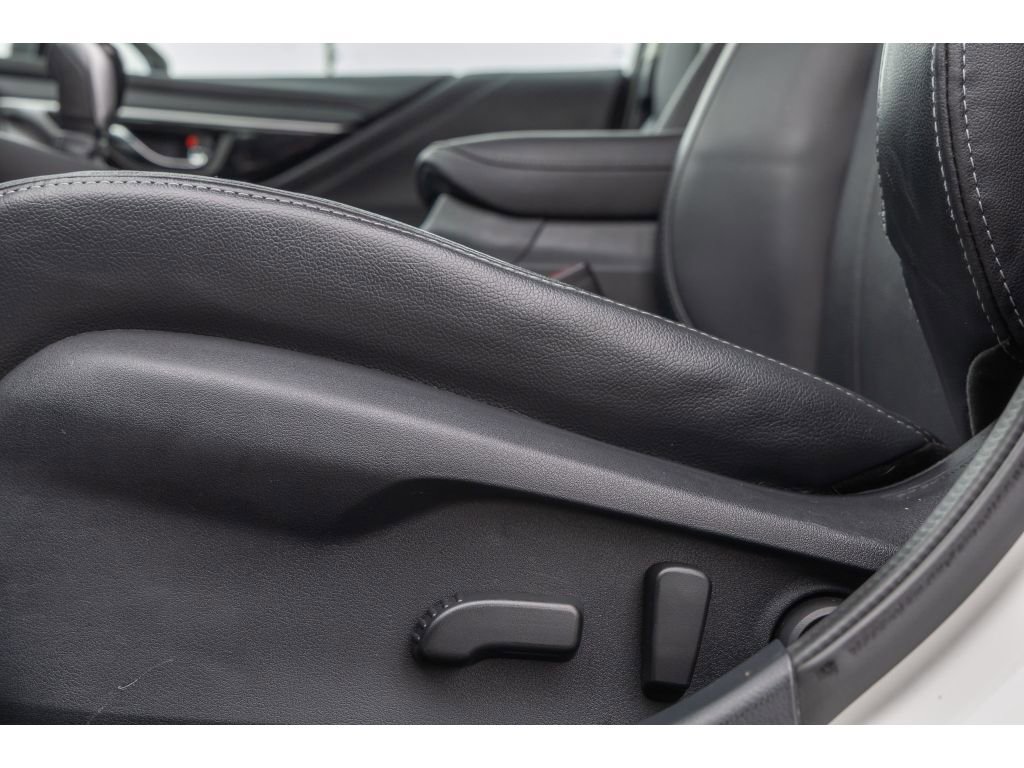 Used 2021 Subaru Outback Limited image 17