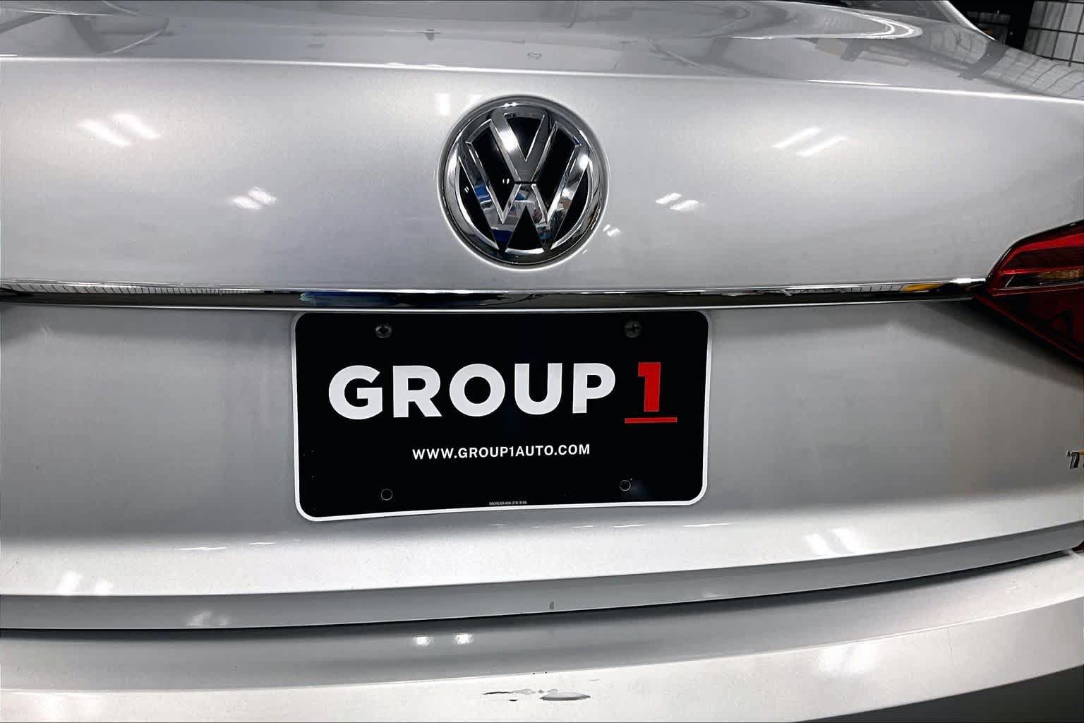 Used 2017 Volkswagen Passat 1.8T R-Line FWD image 33