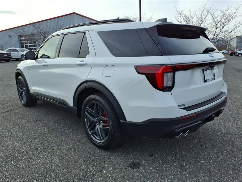 New 2026 Ford Explorer ST w/ Sun And Sound Package image 7