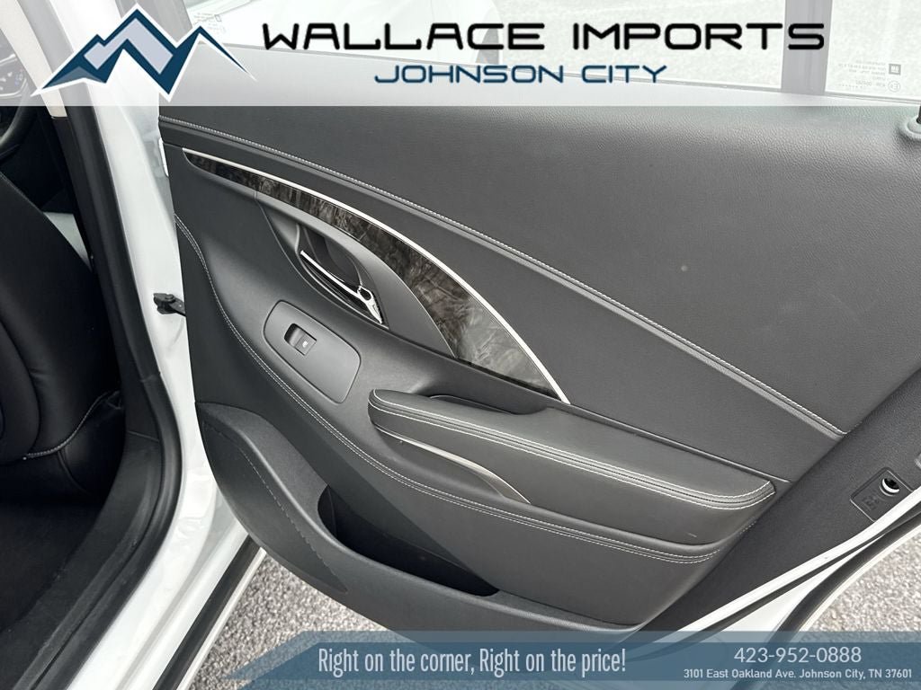 Used 2016 Buick LaCrosse Leather FWD image 33
