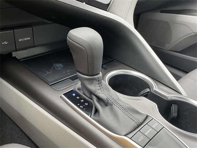 Used 2023 Toyota Camry LE image 29