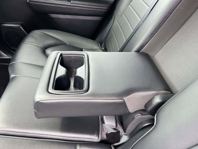 Used 2023 Toyota Highlander XLE AWD/4WD image 12