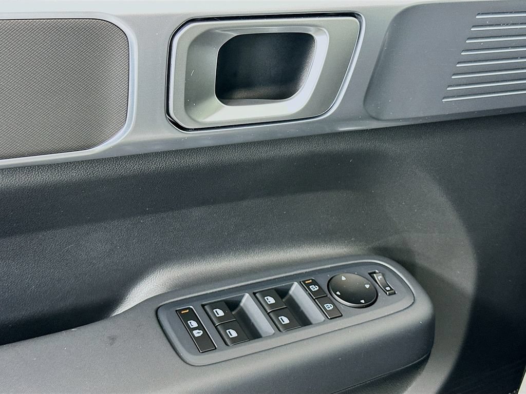 Certified 2026 Hyundai Santa Fe SE FWD image 17