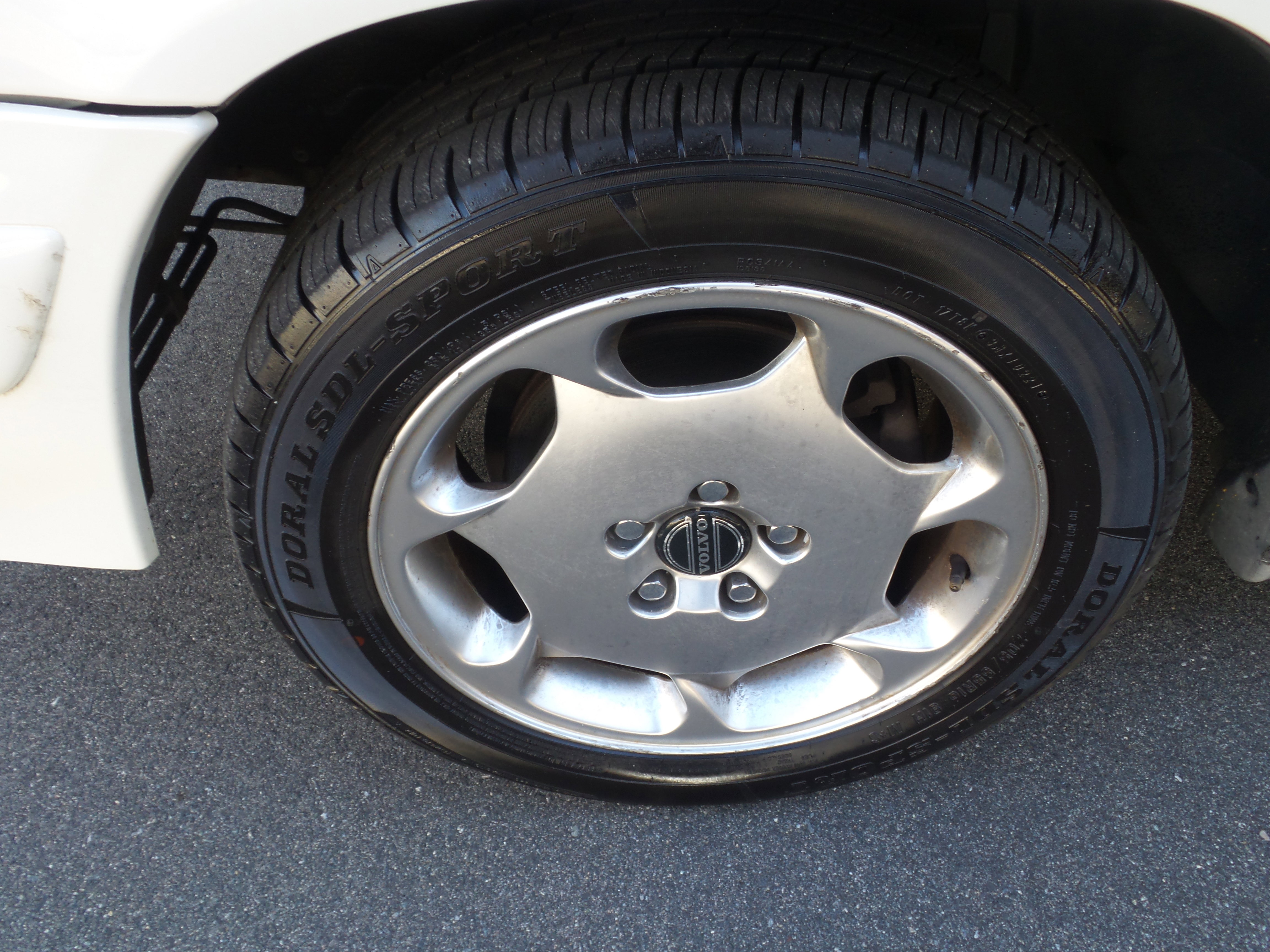 Used 1997 Volvo 960 Sedan image 81