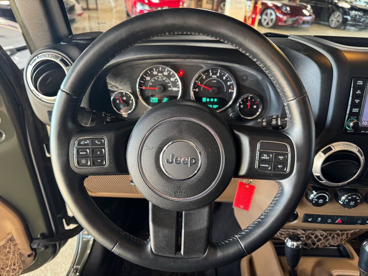 Used 2015 Jeep Wrangler Rubicon w/ Power Convenience Group AWD/4WD image 19