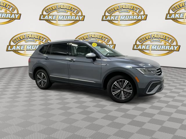 Used 2024 Volkswagen Tiguan SE FWD image 4