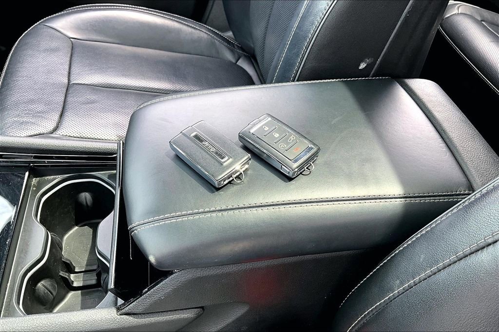 Used 2023 Jeep Grand Cherokee L Overland w/ Rear Seat Video Group I AWD/4WD image 10