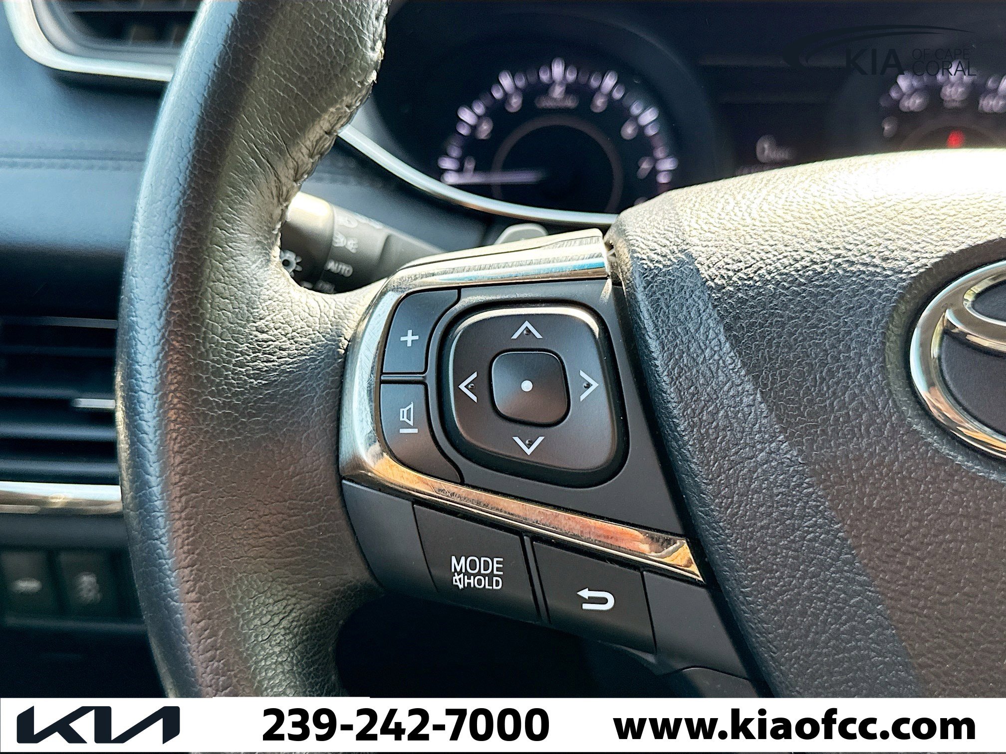 Used 2015 Toyota Avalon XLE Premium image 32