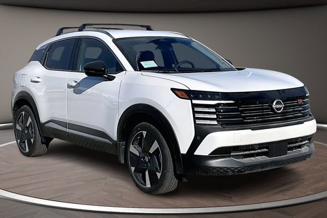 New 2026 Nissan Kicks SR w/ Cold Weather Package image 2