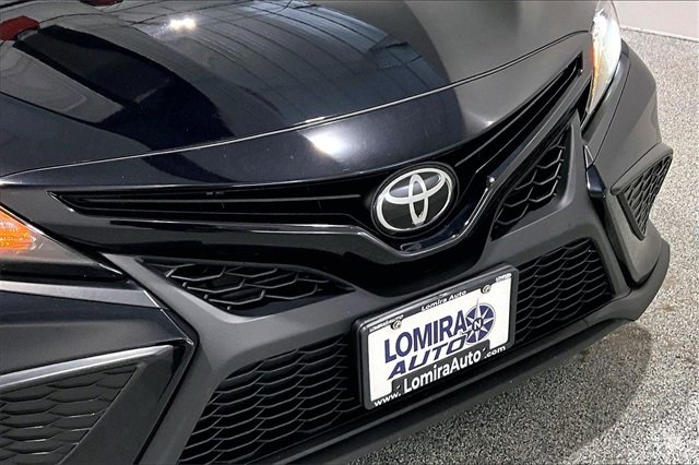 Used 2024 Toyota Camry SE image 34