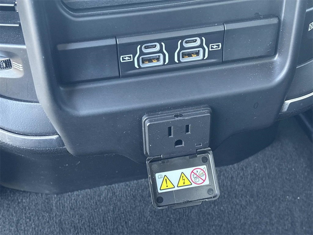 Used 2022 RAM 1500 Big Horn image 21