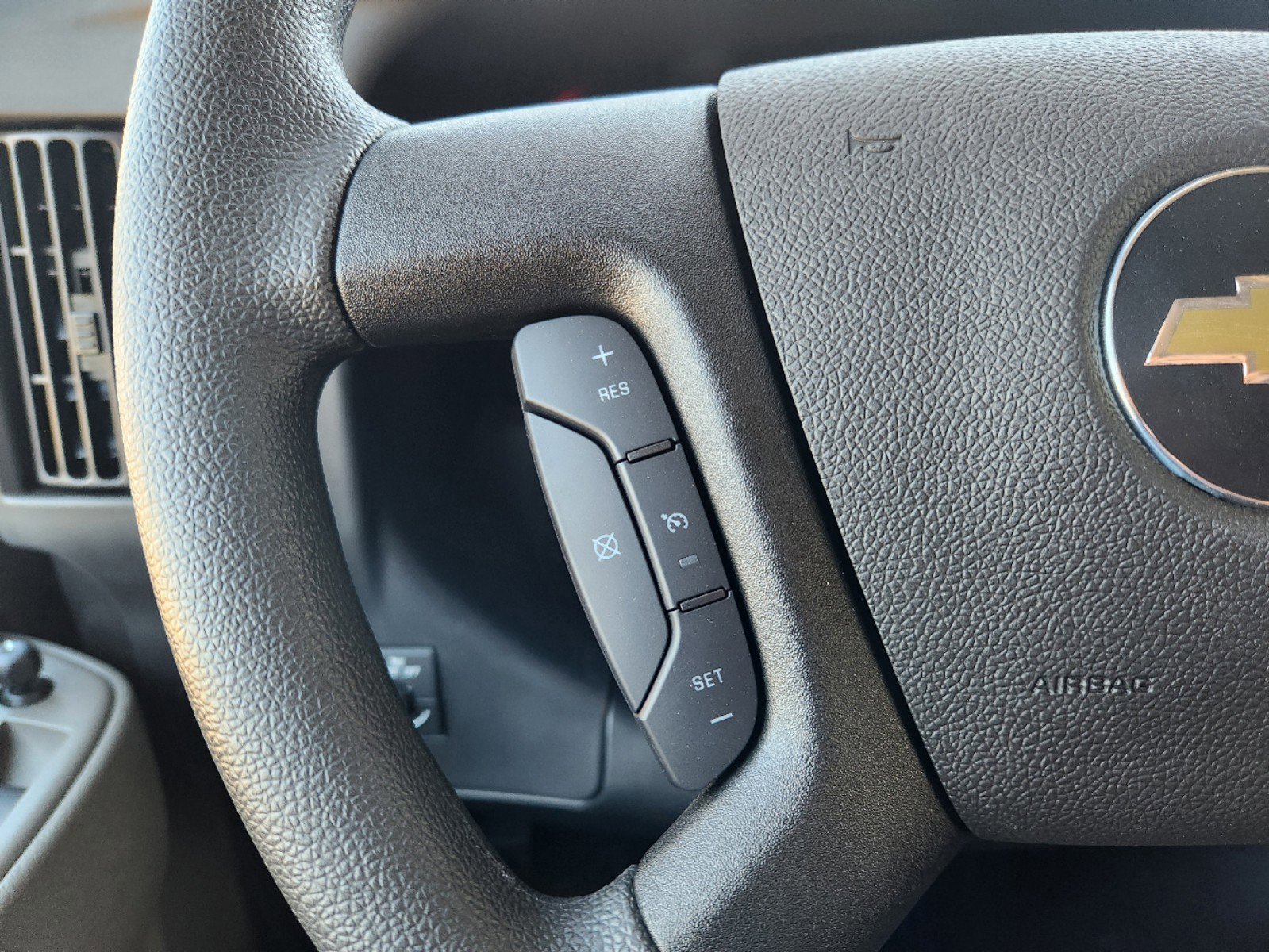 New 2024 Chevrolet Express 2500 w/ Driver Convenience Package image 27