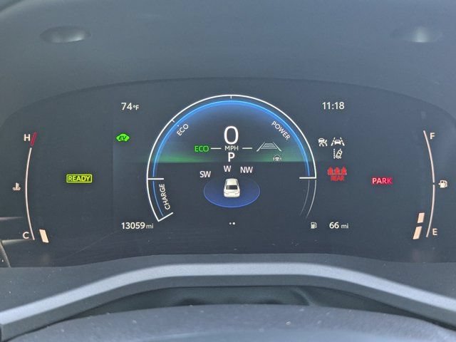 Used 2025 Toyota Camry SE w/ Convenience Package FWD image 23