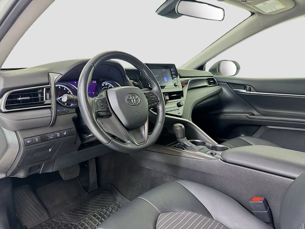 Used 2022 Toyota Camry SE AWD/4WD image 9
