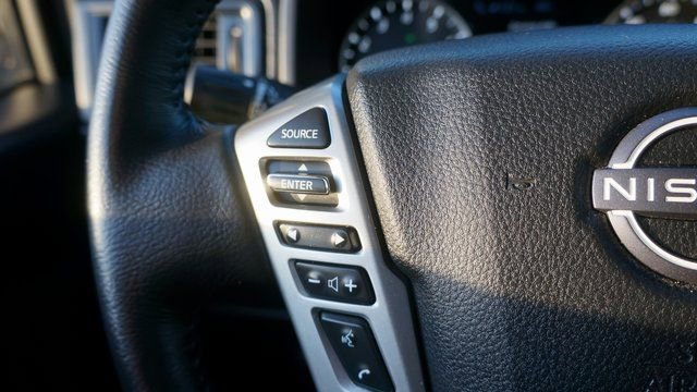 Used 2024 Nissan Titan SV w/ SV Convenience Package image 23