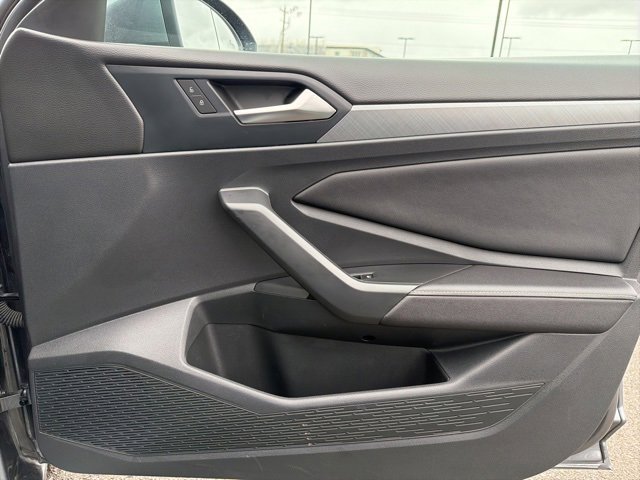 Used 2024 Volkswagen Jetta SE image 10