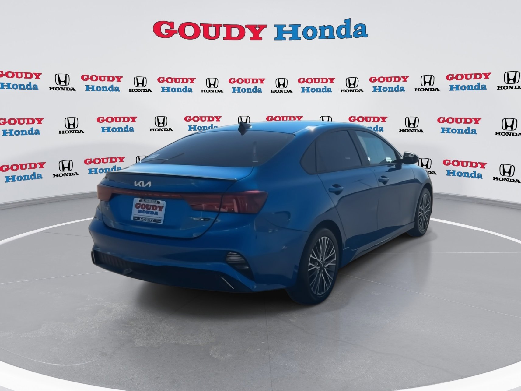 Used 2023 Kia Forte GT-Line w/ GT-Line Technology Package image 8