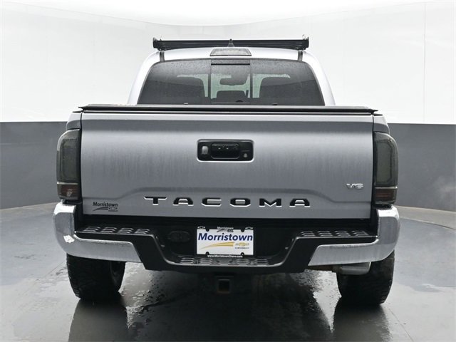 Used 2021 Toyota Tacoma TRD Off-Road image 9