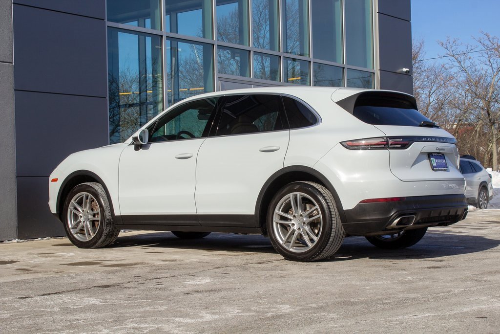 Used 2023 Porsche Cayenne image 8