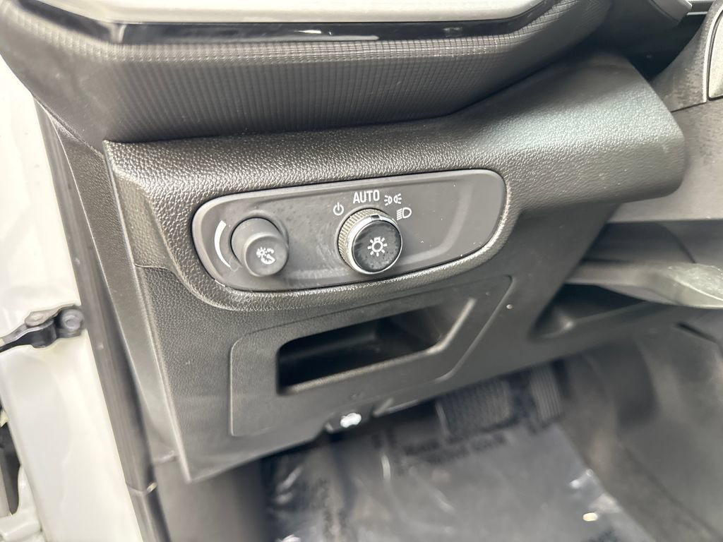 Used 2023 Chevrolet TrailBlazer LS FWD image 54