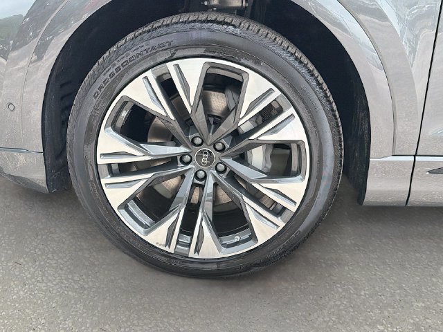 New 2026 Audi Q8 Prestige AWD/4WD image 40