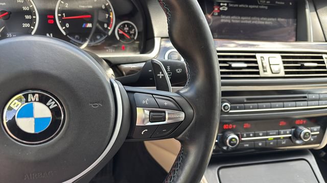 Used 2016 BMW M5 RWD image 24