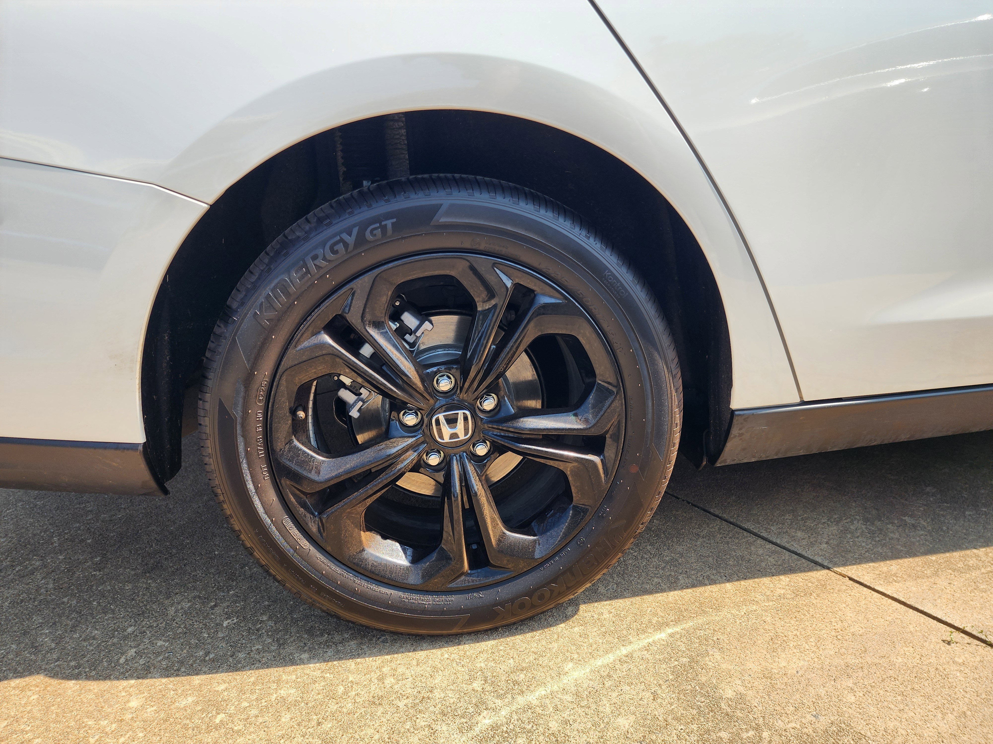 Used 2025 Honda Accord SE image 11