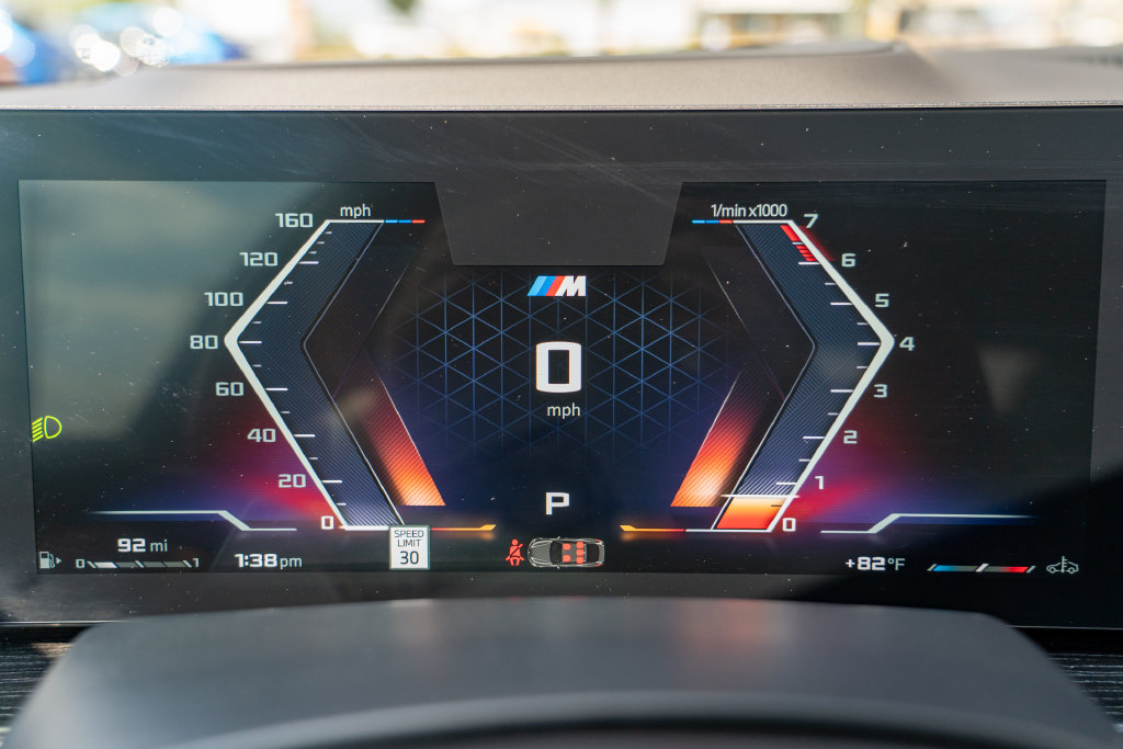 Used 2026 BMW X6 M60i w/ Executive Package AWD/4WD image 25