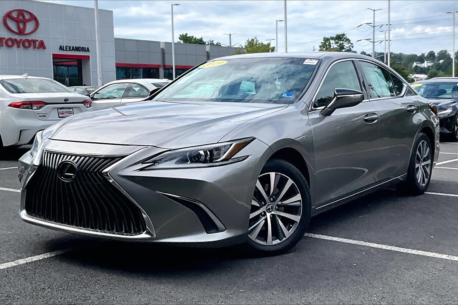 Used 2019 Lexus ES 350
