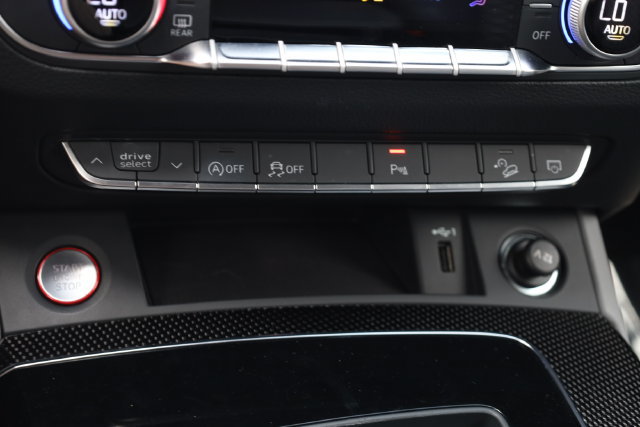 Used 2023 Audi SQ5 Premium Plus w/ Premium Plus Package AWD/4WD image 22