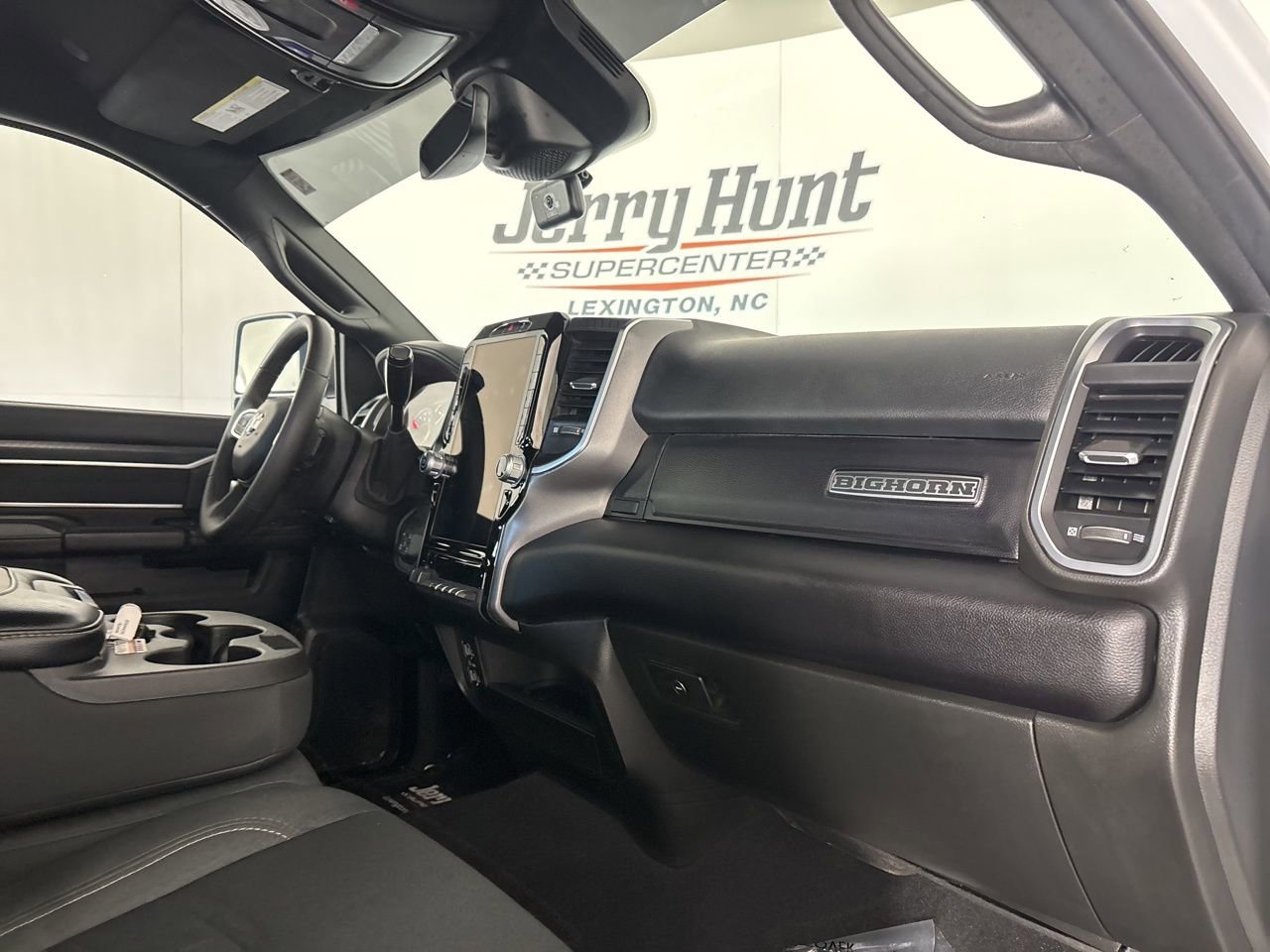 Used 2025 RAM 2500 Big Horn AWD/4WD image 28