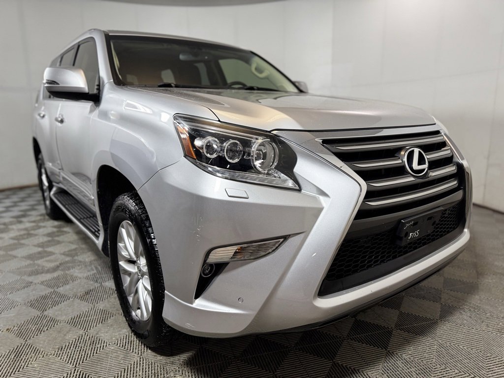 Used 2019 Lexus GX 460 image 11