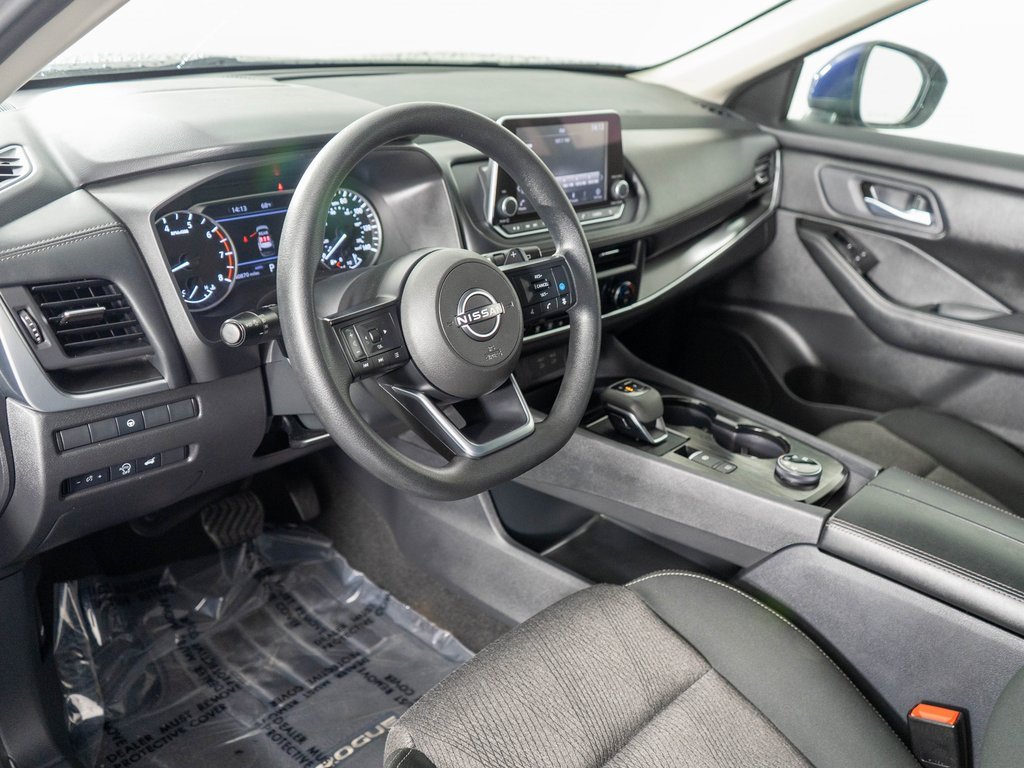 Used 2024 Nissan Rogue SV image 13