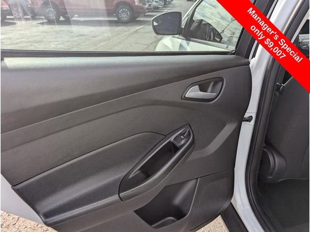 Used 2018 Ford Focus SE image 10