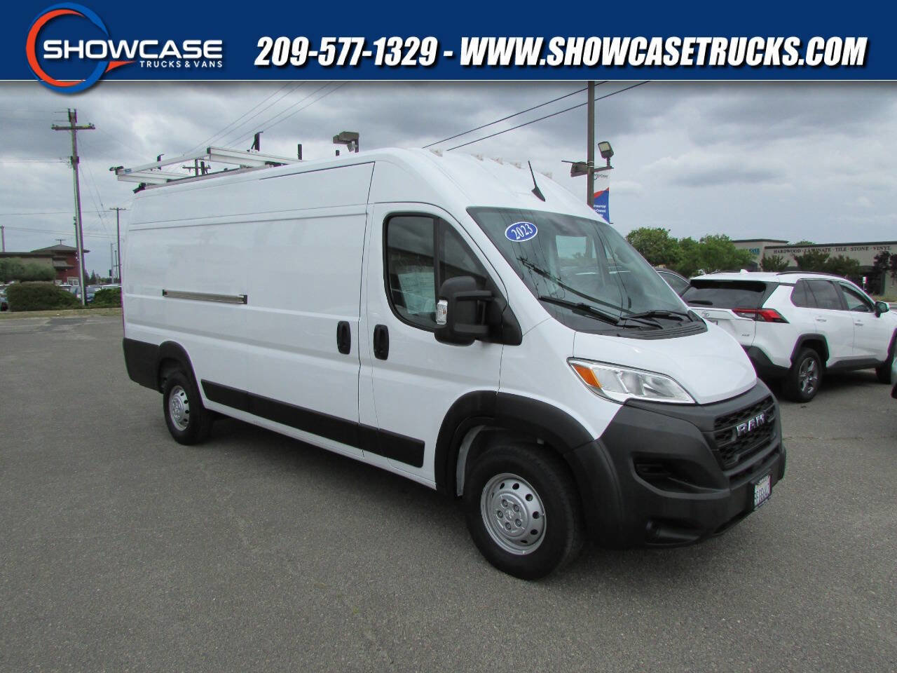 Used 2023 RAM ProMaster 3500 FWD image 1