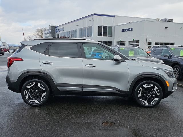 Used 2024 Kia Seltos SX w/ SX Sunroof Package image 7