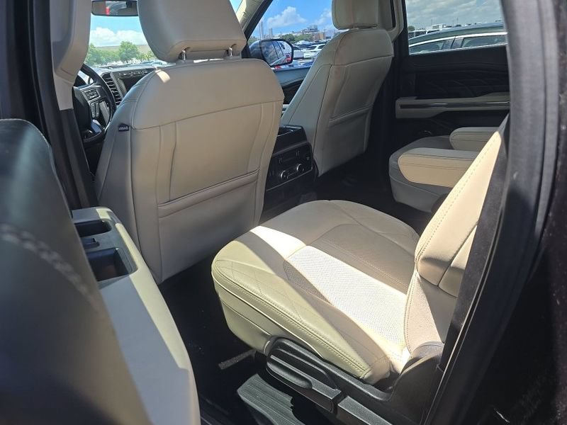 Used 2020 Ford Expedition Max Platinum RWD image 12