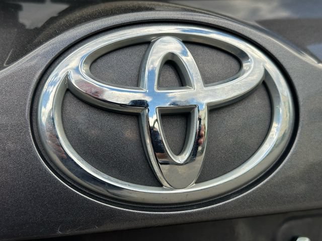 Used 2015 Toyota RAV4 XLE AWD/4WD image 10