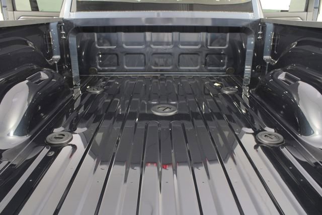 New 2026 RAM 2500 Big Horn AWD/4WD image 18