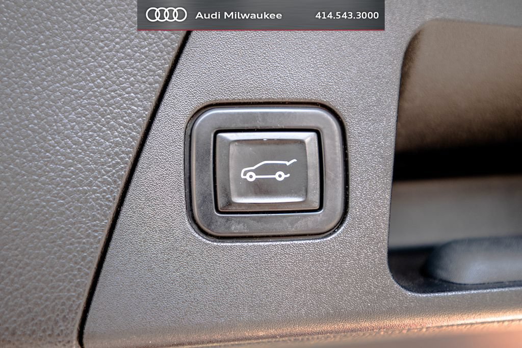 Used 2020 Buick Envision Essence FWD image 43
