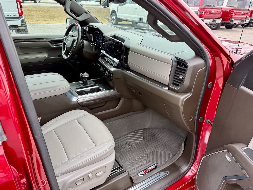 Used 2024 Chevrolet Silverado 1500 LTZ w/ LTZ Convenience Package II image 19