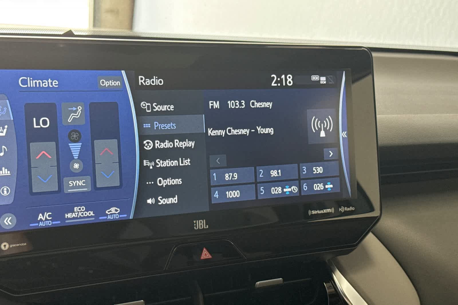 Used 2022 Toyota Venza Limited AWD/4WD image 19