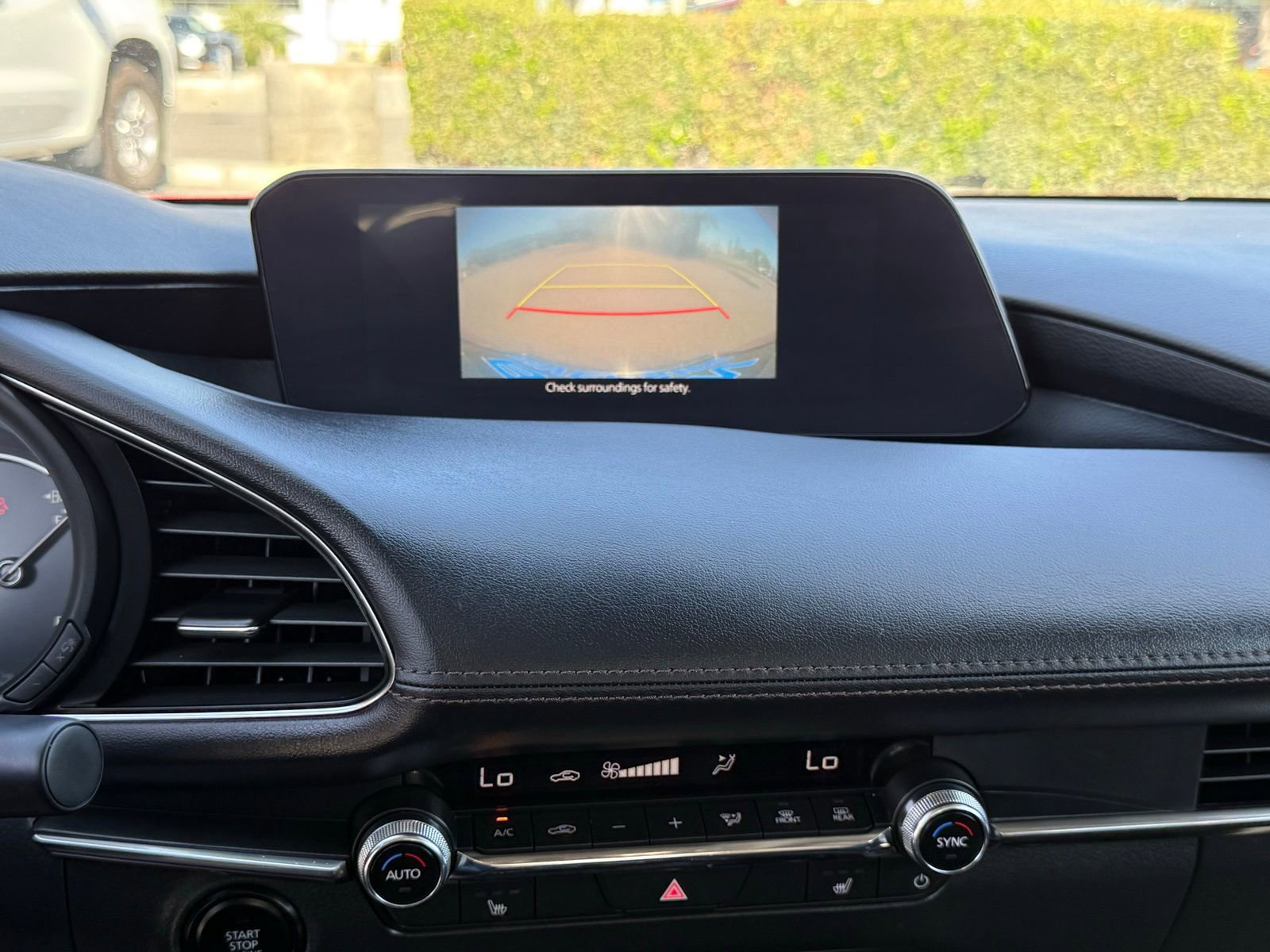 Used 2025 MAZDA MAZDA3 s image 30