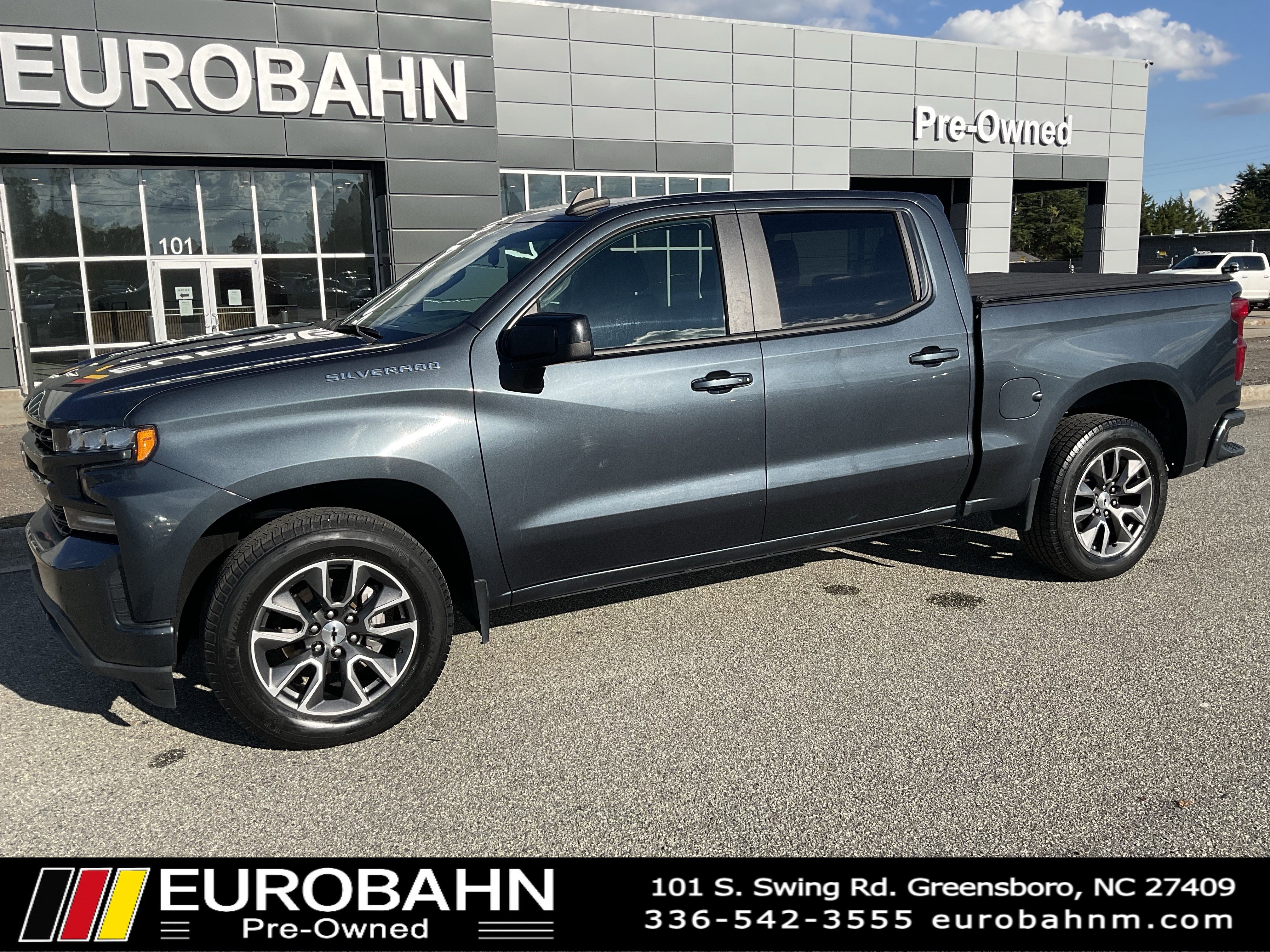 Used 2020 Chevrolet Silverado 1500 RST w/ RST Value Package image 24